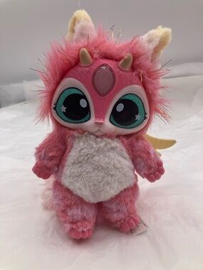 MAGIC MIXIES INTERACTIVE Pink Plush Fantasy Creature with Sparkly Eyes